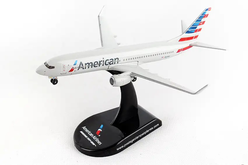 Planes PS5815-2 American 737-800 1/300
