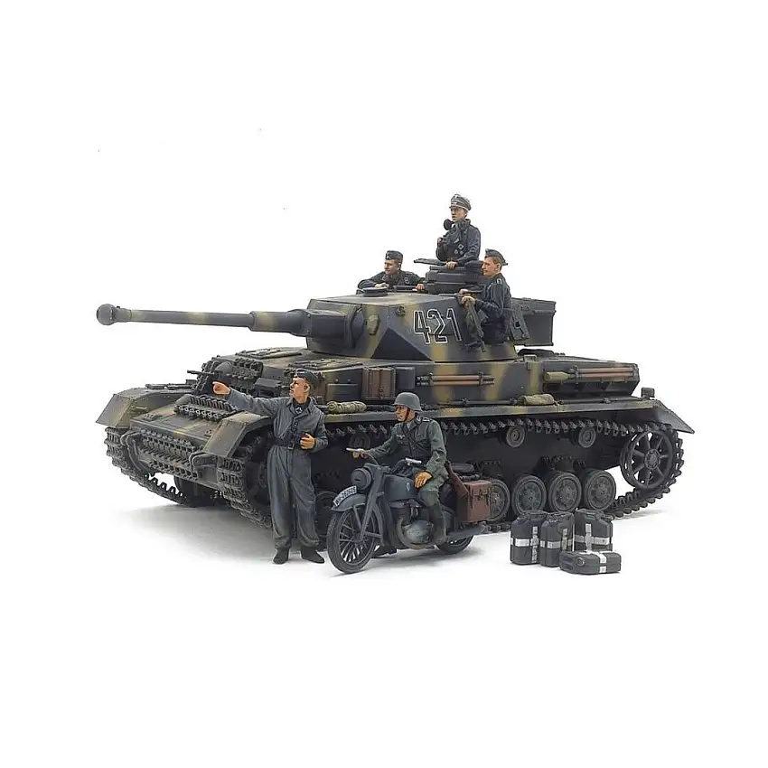 Tamiya - TAM25209 1:35 Tamiya Panzerkampfwagen IV Ausf.G Early & Motorcycle Eastern Front