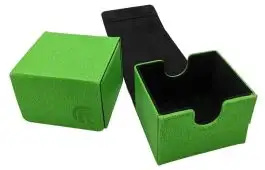 UPILE10373 Ultra Pro Legion Sentinel: Deck Box 100 - Green